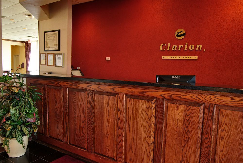 Clarion Inn Fairmont Esterno foto